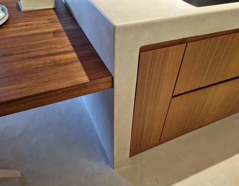 3 Mares: interior detalle isla