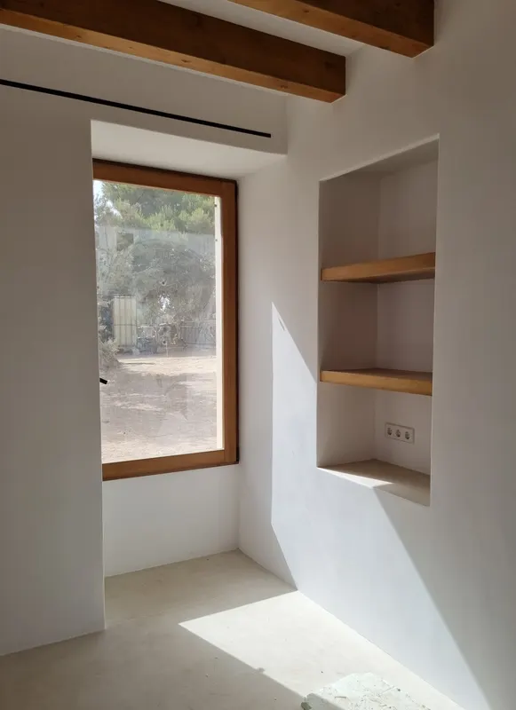 3 Mares: interior hornacina