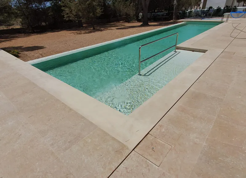 Piscina a Ca Marí: piscina