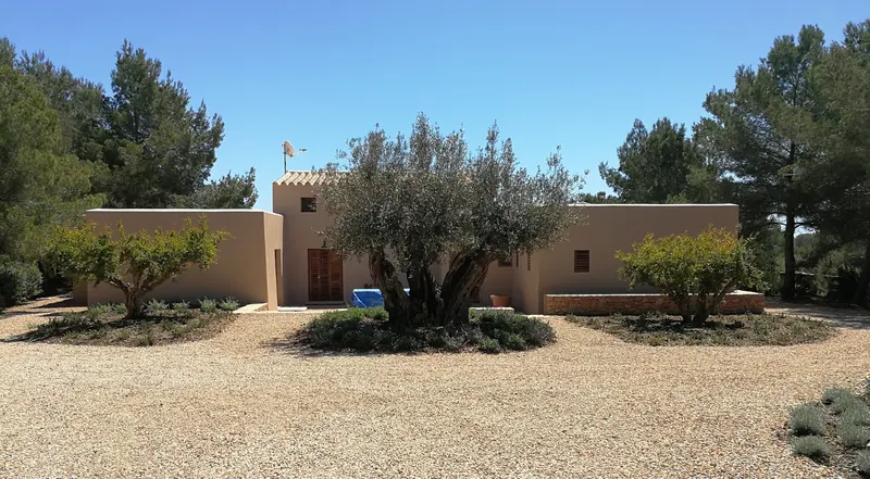 Can Ventura: fachada trasera