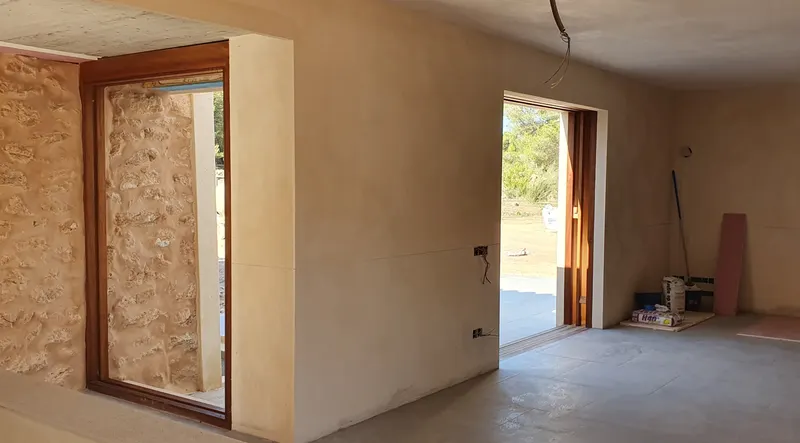 Cas Carter: interior paso