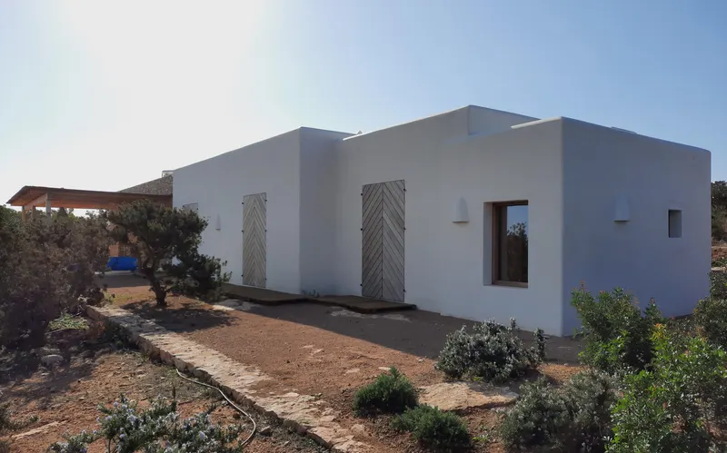 Casa Vida: fachada noroeste