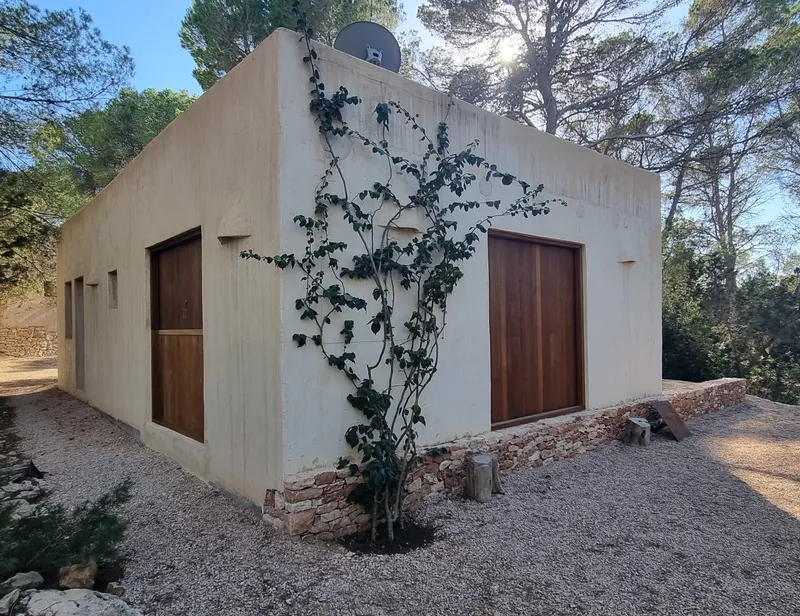 Piscina Casa Cigala: anexo entrada