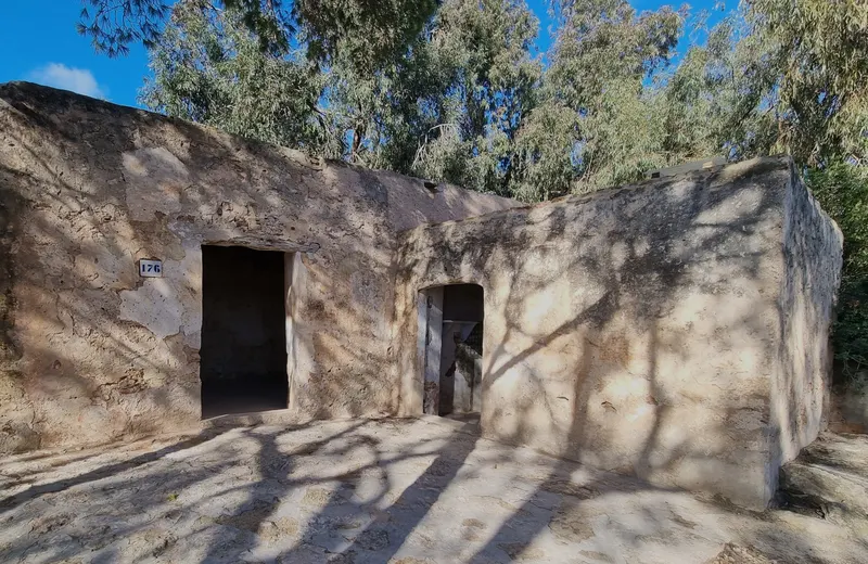 Can Simonet: exterior entrada