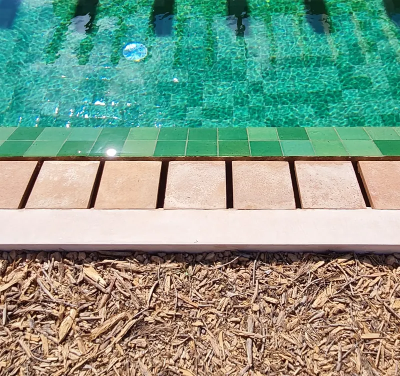 Ses Algues 1: piscina materiales